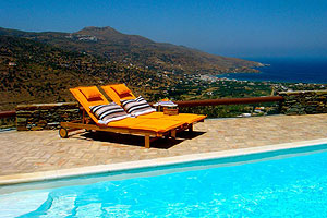Traditional Villa with Private Pool, Andros