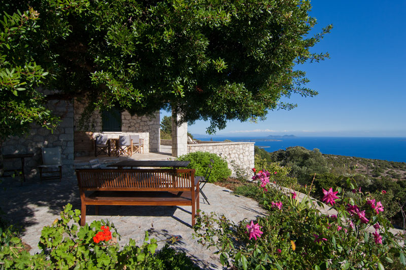 Garden with stunning sea view of traditional villa in Lefkada