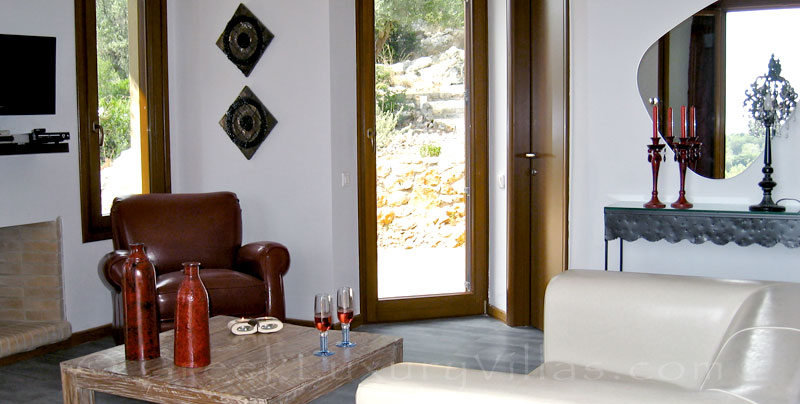 Living-room of luxurious villa