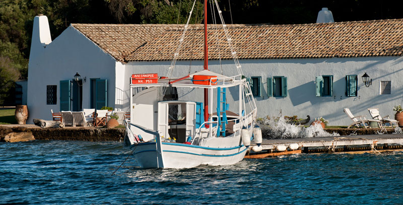 Traditional Fishing Boat for Excursions