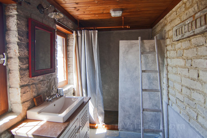 Bathroom of mountain house with view in Zagori