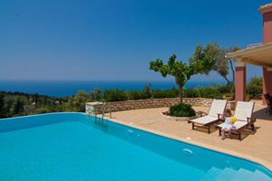 Villa Camellia - A luxurious 2-bedroom villa with pool on Lefkas