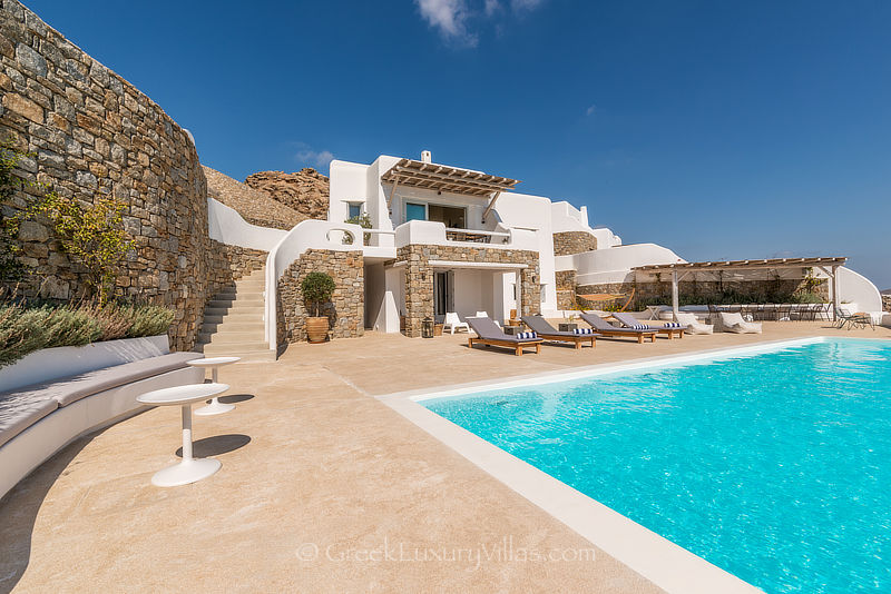 Luxury Villa in Mykonos Kalo Livadi Beach