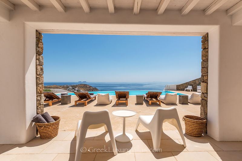 Luxury Villa in Mykonos Kalo Livadi Beach