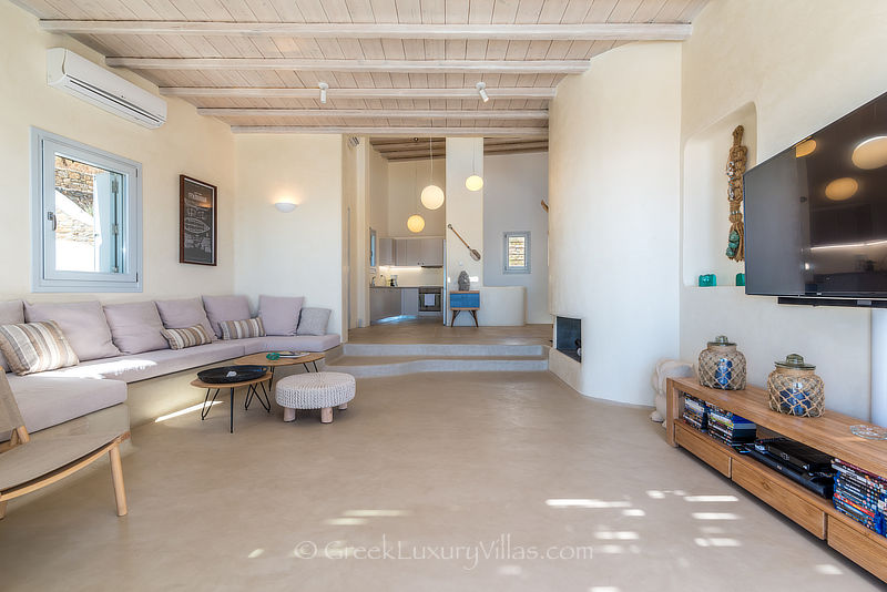 Luxury Villa in Mykonos Kalo Livadi Beach