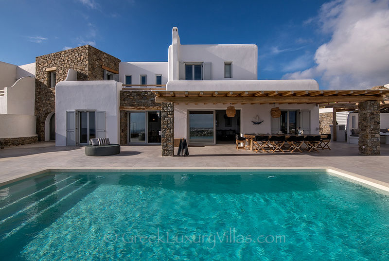 Pool of luxury villa above Agios Stefanos Beach