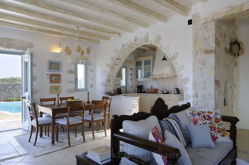 traditional villa luxurious interior