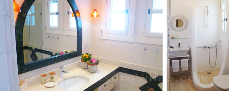 Bathrooms of a beachfront villa in Patmos