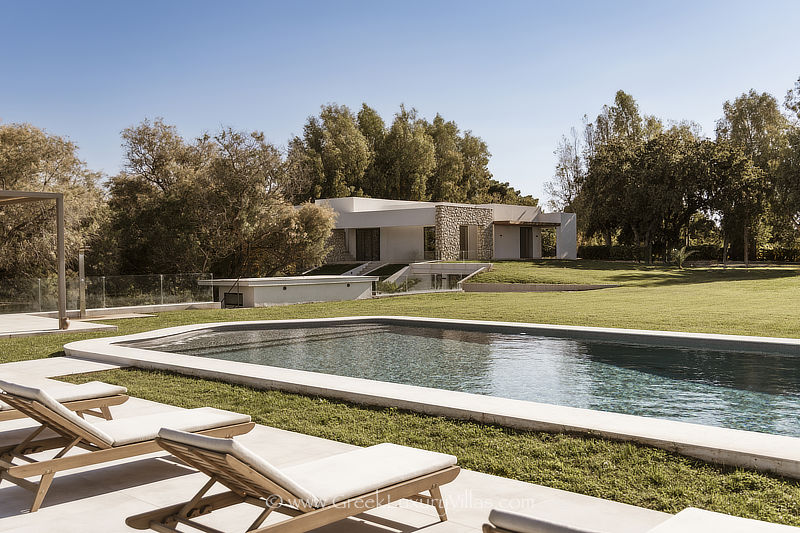 Modern beachfront villa with big pool