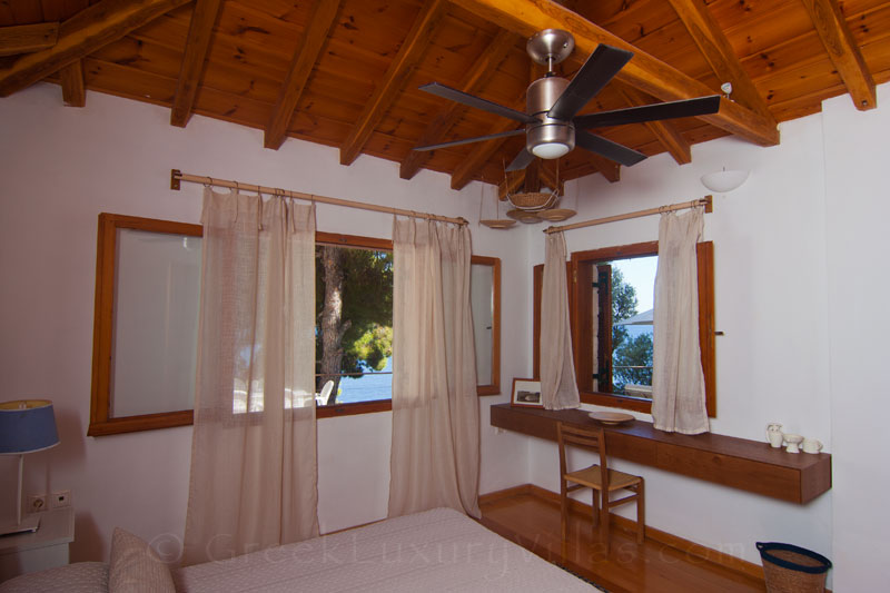 Bedroom with sea view on Skiathos
