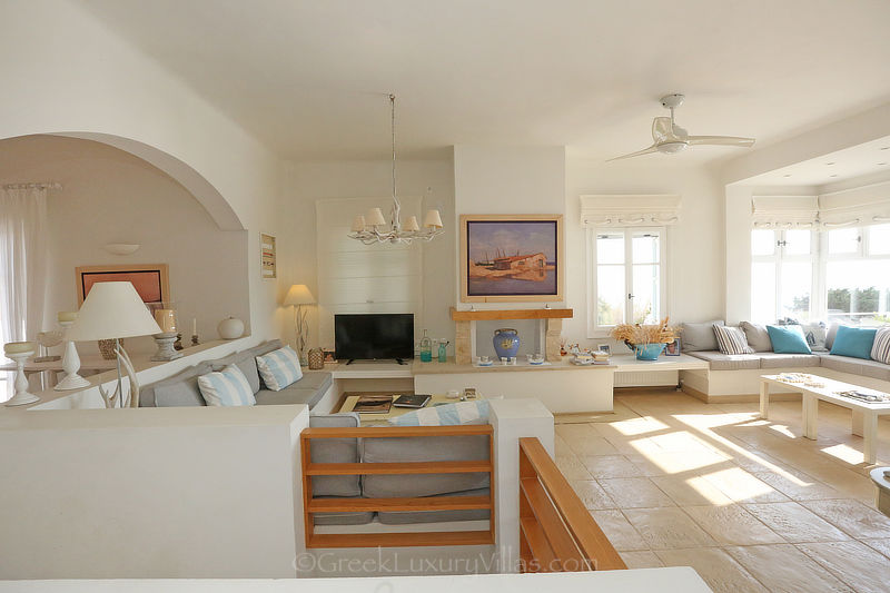 Living-Room of Modern Seafront Luxury Villa with Pool in Syros