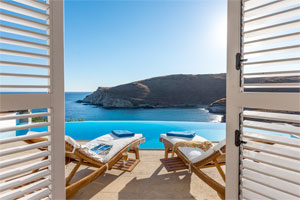 Seafront Luxury Villa with Pool in Syros