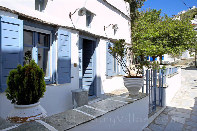 Tinos exclusive traditional villa exterior